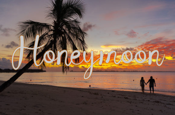 Enhance Your Campaigns with Hanymoon: A Sweet and Luxurious Script Font